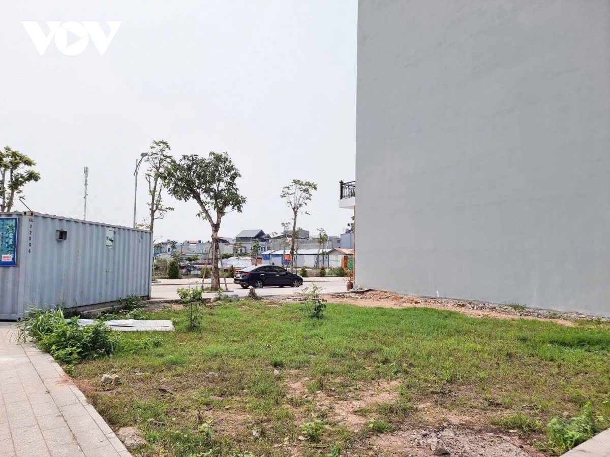 Bắc Giang xử lý nghiêm hành vi thổi giá, gây sốt ảo thị trường bất động sản- Ảnh 2. Bắc Giang xử lý nghiêm hành vi thổi giá, gây sốt ảo thị trường bất động sản- Ảnh 2.